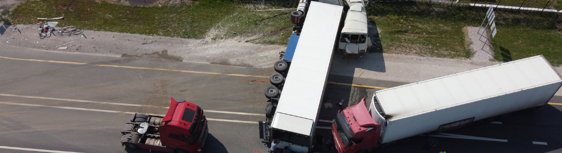 Comprehensively Understanding the Work Done by a Truck Accident Lawyer